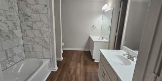 7703 Crystal Brook Gallery 14