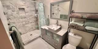 Rare Kirkland Condo on the Juanita Waterfront! Available August 1st, 2026! Gallery 9