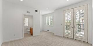 5738 South Celedon Creek Gallery 4