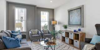 Gorgeous 3 bedroom end unit townhome with garage Gallery 15