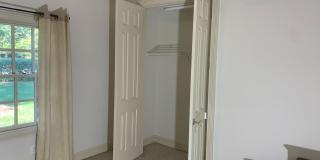 Room in 4 Bedroom Home at Presidents Dr Gallery 22