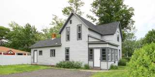 1096 Wood St 3 bedroom house for rent Gallery 1