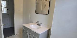 428 Papworth Avenue Gallery 7