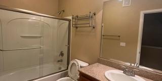 Spacious 3bed 2.5 bath available in Regency Park Spacious 3bed 2.5 bath available in Regency Park Gallery 20