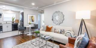 Everly Apartments on Cherry Street Gallery 31