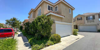 3 Bedroom Home for Rent in Valencia! Gallery 1