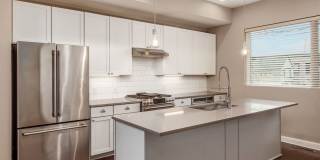 Luxury Living at Four X Five Condos Gallery 8