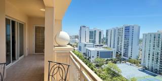 Seasonal/short term 3/2 renovated Ritz Carlton beauty with long water views Gallery 20
