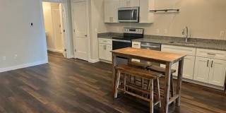 16 Main Street - A Gallery 1