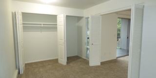 Rent Special: 1/2 Off June's Rent!! - Upstairs 2 Bedroom Unit Gallery 30