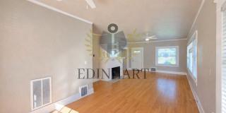 1105 North College Avenue Gallery 6