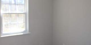 Awesomely Located 3 bedroom 2 bath Available! Gallery 21