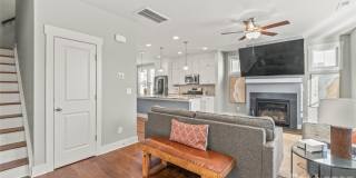 554 Amalfi Drive Gallery 12