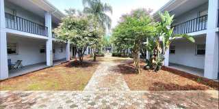 Cozy 2/1 Apartment, Move in Ready, Move in Special! Gallery 1