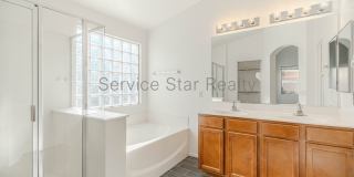 16867 W Belleview St Gallery 21
