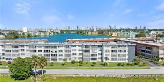 18601 NE 14th Ave Gallery 2