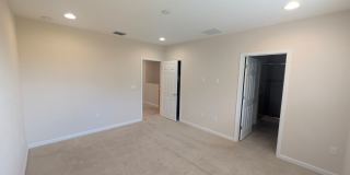 Spacious Townhome in Desirable Vizcaya Falls 3-bedroom, 2.5-bath townhome Gallery 16