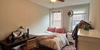Great 2 bedroom Available 6/1 Gallery 8