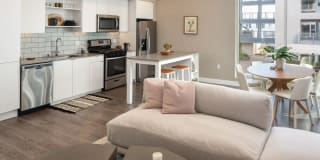 AVA Hollywood at La Pietra Place Gallery 4