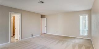 1533 Glenbrook Drive Gallery 23