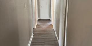 LARGE 4BR ONE LEVEL HOME WITH A GREAT FLOORPLAN.  TONS OF SPACE! Gallery 13