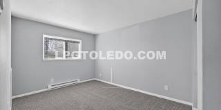 3348 Arlington Ave Gallery 16