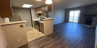 Spacious 2 Bed, 2 Bath Condo – Prime Lowry Location! Gallery 5