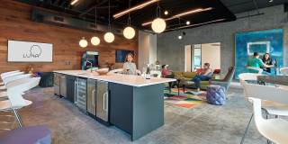 Luna at Viera Gallery 11