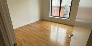 246 Front Street Gallery 3