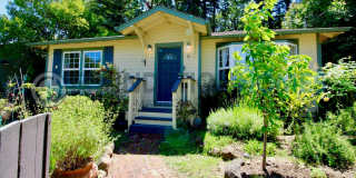 Renovated San Anselmo Home | Hardwood Floors, Private Yard & In-Unit Laundry - FOUNDATION Gallery 1