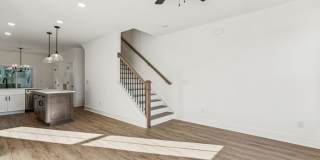 5006 Grayton Alley Gallery 21