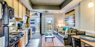 9 on Canal Gallery 24