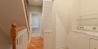 Beautiful Three Bed, 2.5 Bath Townhome in Mont Clare! Gallery 10