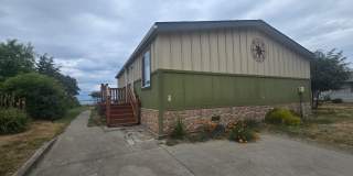 200 Cypress Circle, Port Angeles, WA 98362-55+ Community Gallery 1
