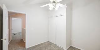 Gated Community townhome, with private garage Gallery 42