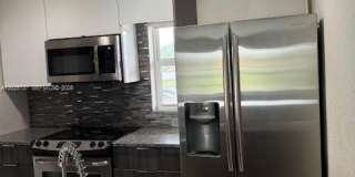 922 TWIN LAKE DR Gallery 8