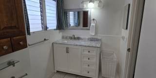 Colonnade on the Greens - 3 bedroom, 2 bath unit with 2 tandem parking. Gallery 18