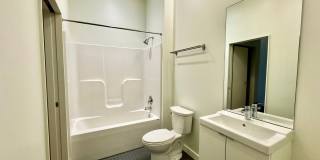 Terrace on Walnut Gallery 34