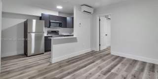 4037 SW 65th Ave Gallery 1