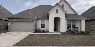 400 Eastwood Drive Gallery 1