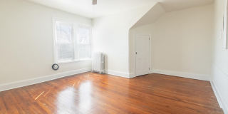 401 W WASHINGTON Street Gallery 9