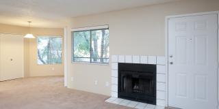 Meadow Glen Apartments Gallery 51