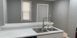Spacious 4 Bedroom 2 Bathroom Home in Minneapolis! Gallery 4