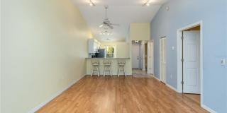642 N JEFFERSON AVENUE Gallery 6