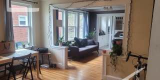 Great 3 Bed (1st Fl Duplex) Close to Green Line and Bus Stop Gallery 19