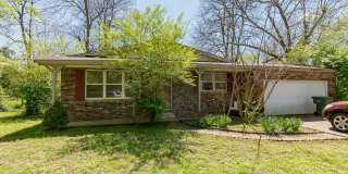 Updated and Spacious 4 Bedroom Home Near UofA! AVAILABLE IN JULY!! Gallery 1