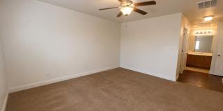 3290 North Vista Avenue Gallery 15