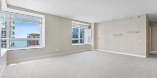 512 N MCCLURG Court Gallery 2