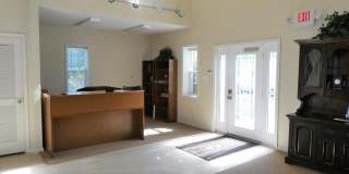 335 EVESHAM Avenue unit: 1St Fl Gallery 1