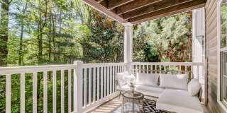 The Veranda Gallery 23